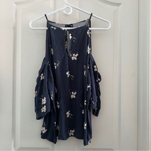 American Eagle Outfitters Soft & Sexy Keyhole Cold Shoulder Top